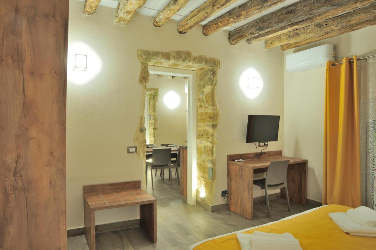 Arsenale Porto Bed & Breakfast Palermo Exterior photo
